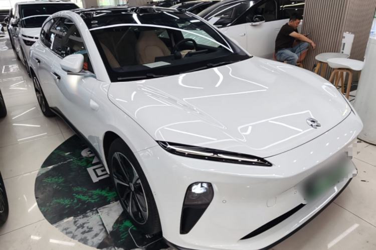 Used Nio ET5T 2024 75kWh Touring Front Right 45 Deg
