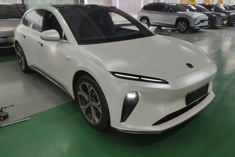Used Nio ET5T 2024 75kWh Touring Front Right 45 Deg