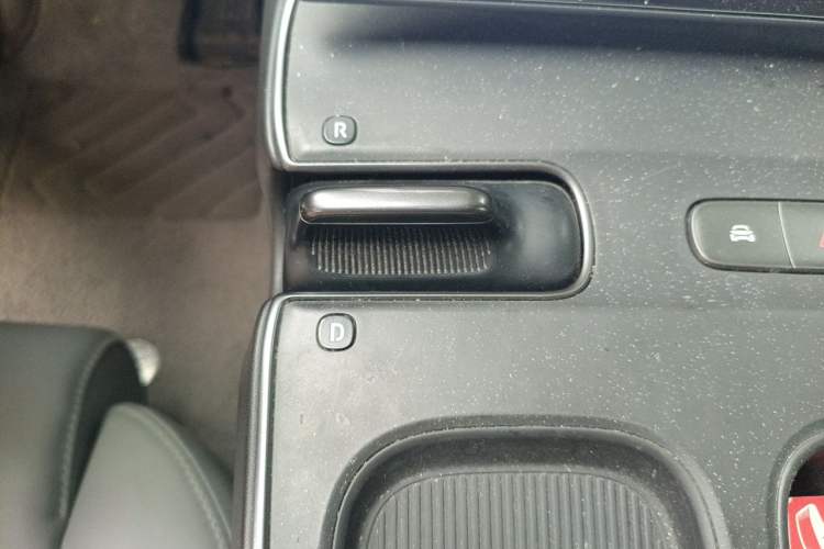 Used Nio ET5T 2024 75kWh Touring Gear Lever