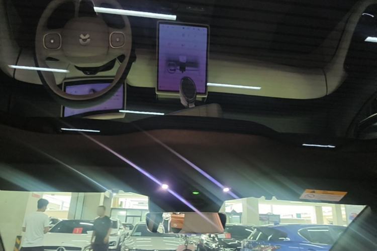 Used Nio ET5T 2024 75kWh Touring Headliner