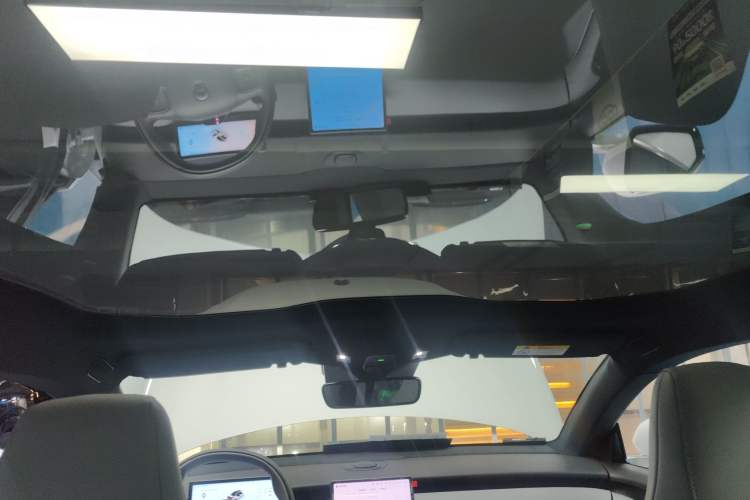 Used Nio ET5T 2024 75kWh Touring Headliner