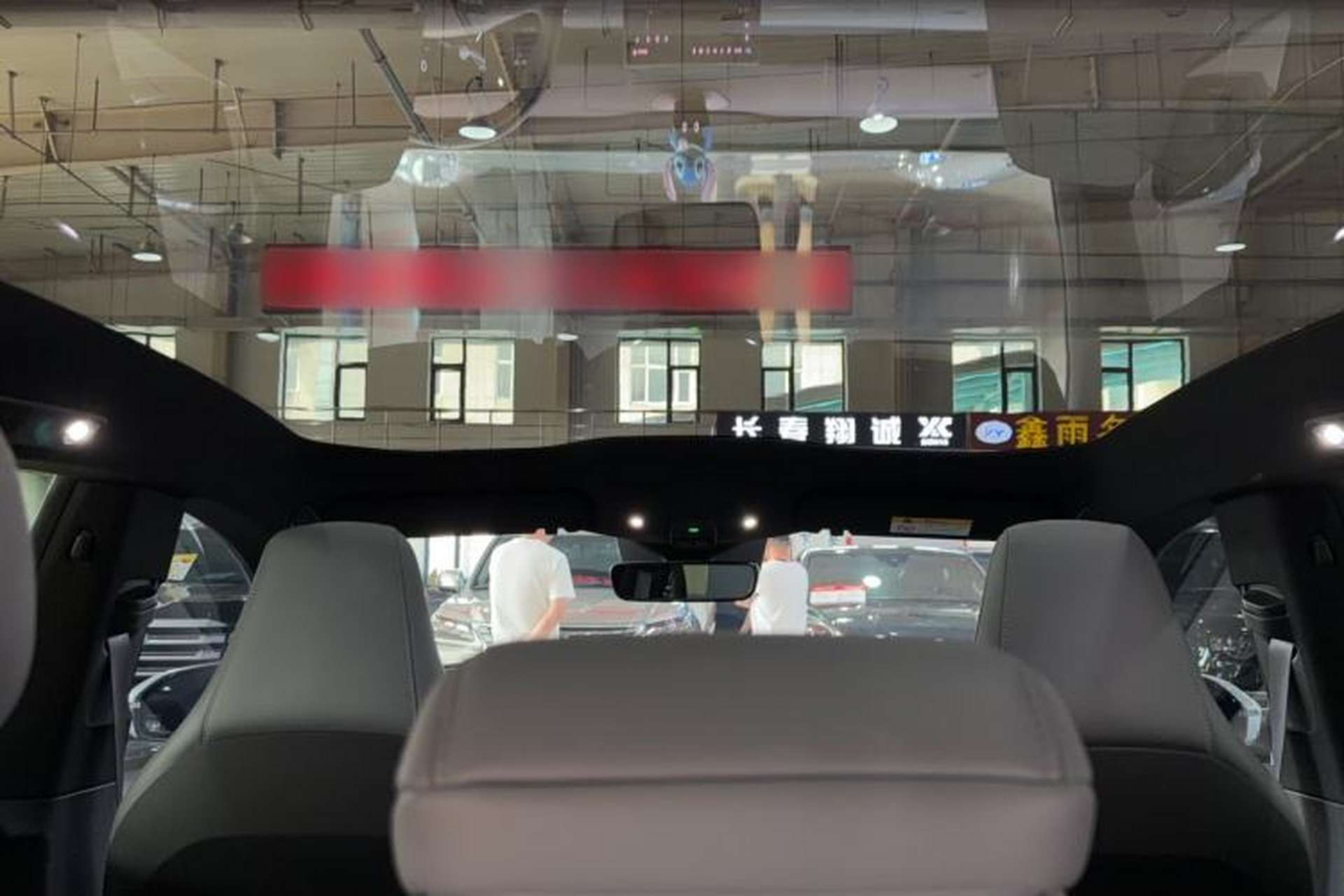 Used Nio ET5T 2024 75kWh Touring Headliner