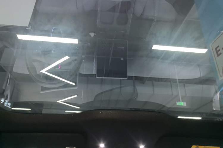 Used Nio ET5T 2024 75kWh Touring Headliner