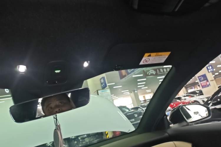 Used Nio ET5T 2024 75kWh Touring Headliner