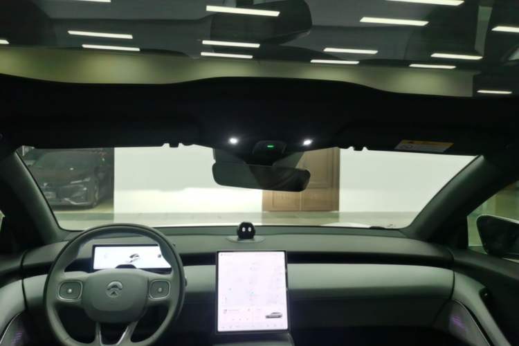 Used Nio ET5T 2024 75kWh Touring Headliner