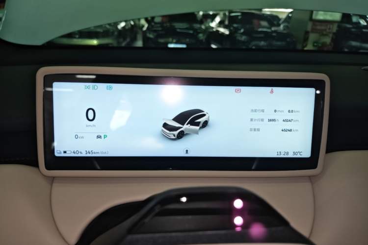 Used Nio ET5T 2024 75kWh Touring Instrument Cluster
