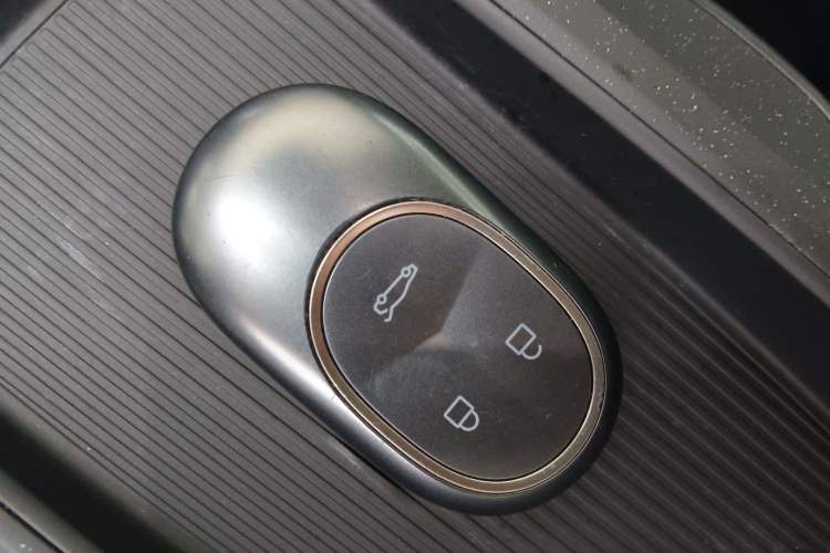 Used Nio ET5T 2024 75kWh Touring Interior 1