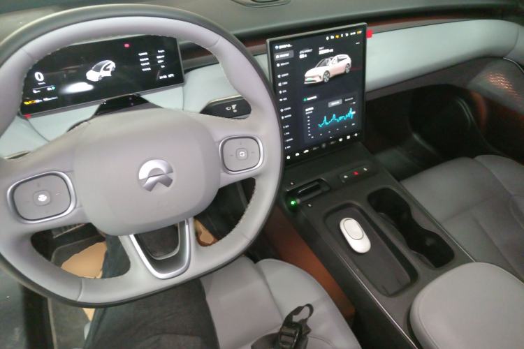 Used Nio ET5T 2024 75kWh Touring Interior 2
