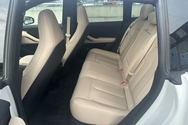 Used Nio ET5T 2024 75kWh Touring Interior 2