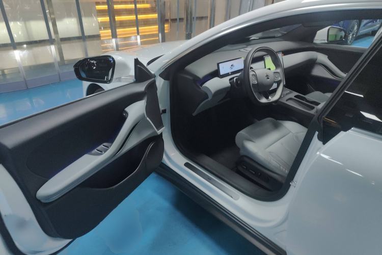 Used Nio ET5T 2024 75kWh Touring Interior 3
