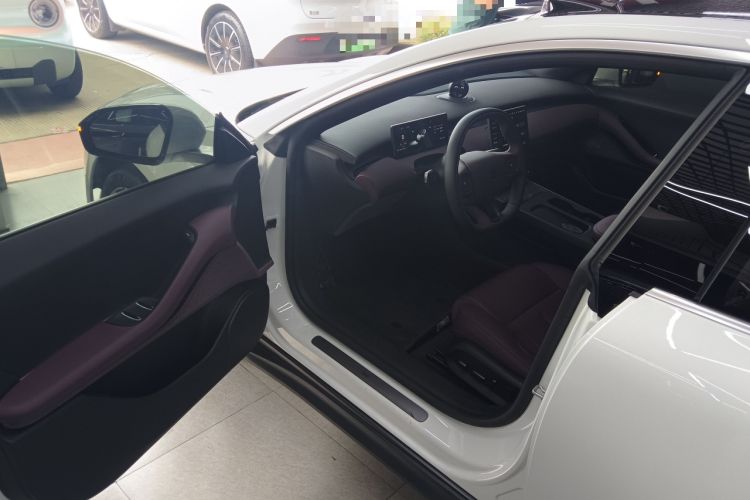 Used Nio ET5T 2024 75kWh Touring Interior 3