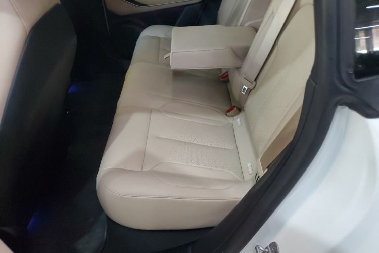 Used Nio ET5T 2024 75kWh Touring Interior 4