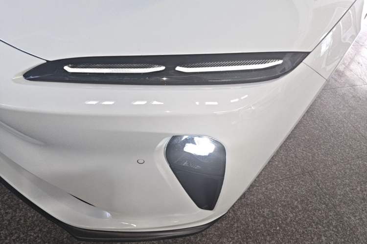 Used Nio ET5T 2024 75kWh Touring Left Front Headlight