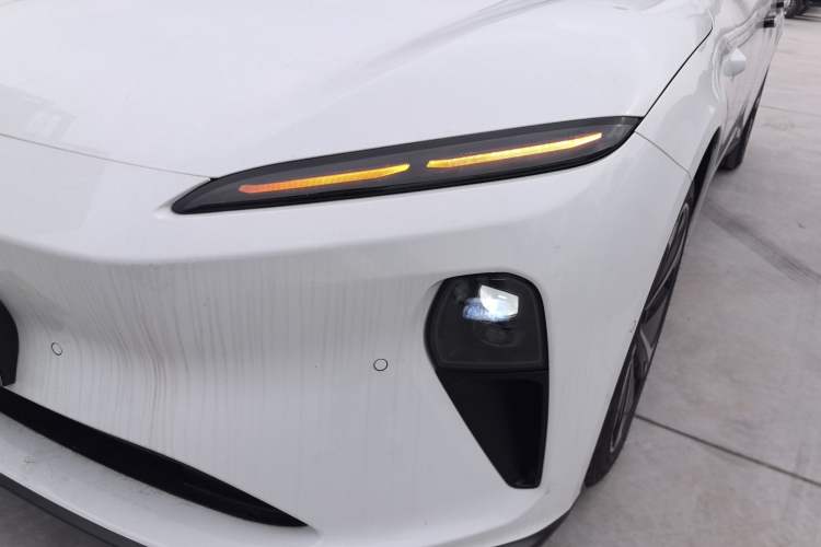 Used Nio ET5T 2024 75kWh Touring Left Front Headlight