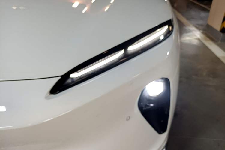 Used Nio ET5T 2024 75kWh Touring Left Front Headlight