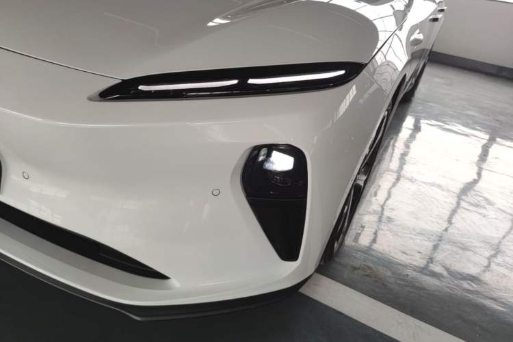Used Nio ET5T 2024 75kWh Touring Left Front Headlight