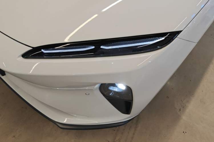Used Nio ET5T 2024 75kWh Touring Left Front Headlight