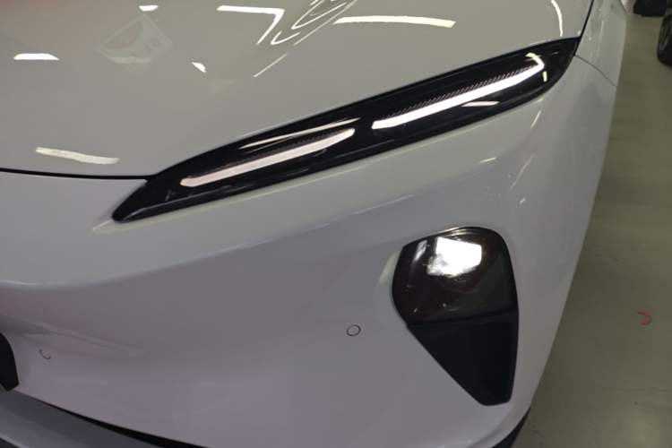 Used Nio ET5T 2024 75kWh Touring Left Front Headlight