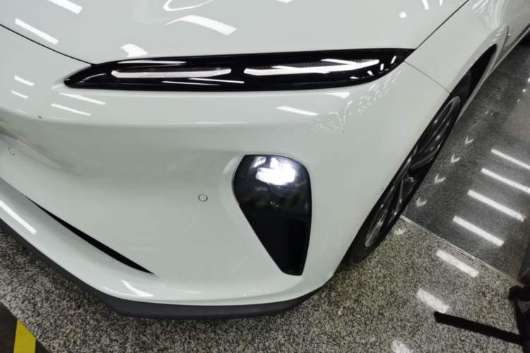 Used Nio ET5T 2024 75kWh Touring Left Front Headlight