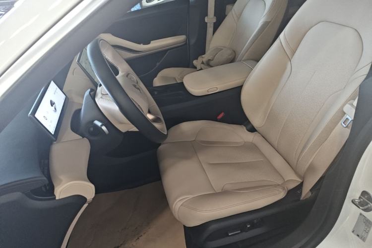 Used Nio ET5T 2024 75kWh Touring Left Front Seat