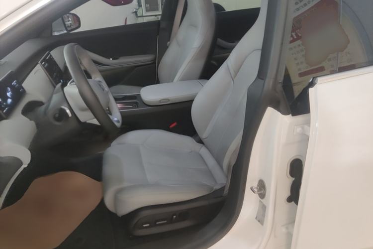 Used Nio ET5T 2024 100kWh Touring Left Front Seat
