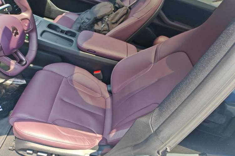 Used Nio ET5T 2024 75kWh Touring Left Front Seat