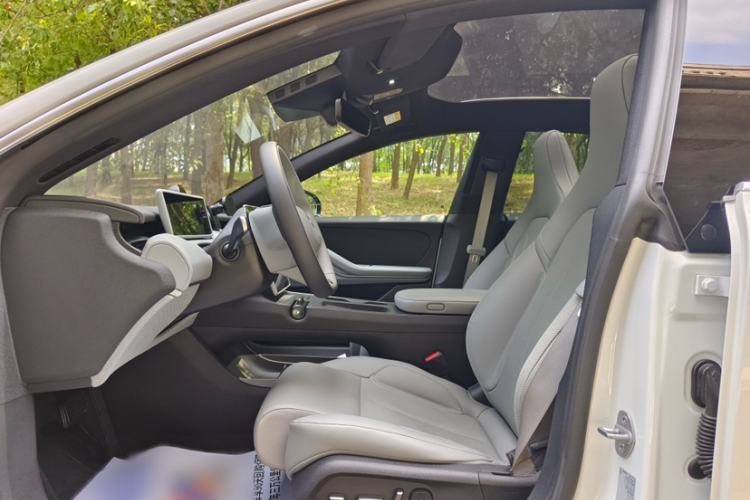 Used Nio ET5T 2024 75kWh Touring Left Front Seat