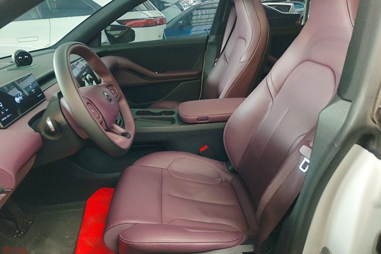 Used Nio ET5T 2024 75kWh Touring Left Front Seat