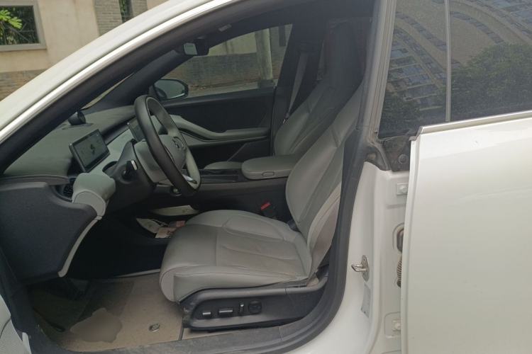 Used Nio ET5T 2024 75kWh Touring Left Front Seat