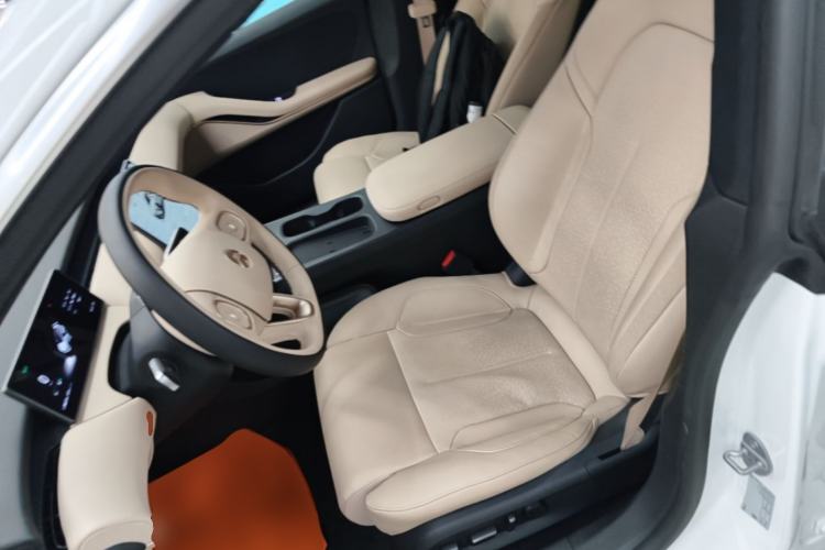 Used Nio ET5T 2024 75kWh Touring Left Front Seat