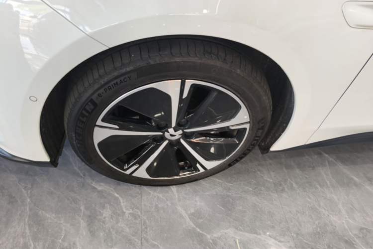 Used Nio ET5T 2024 75kWh Touring Left Front Wheel Hub