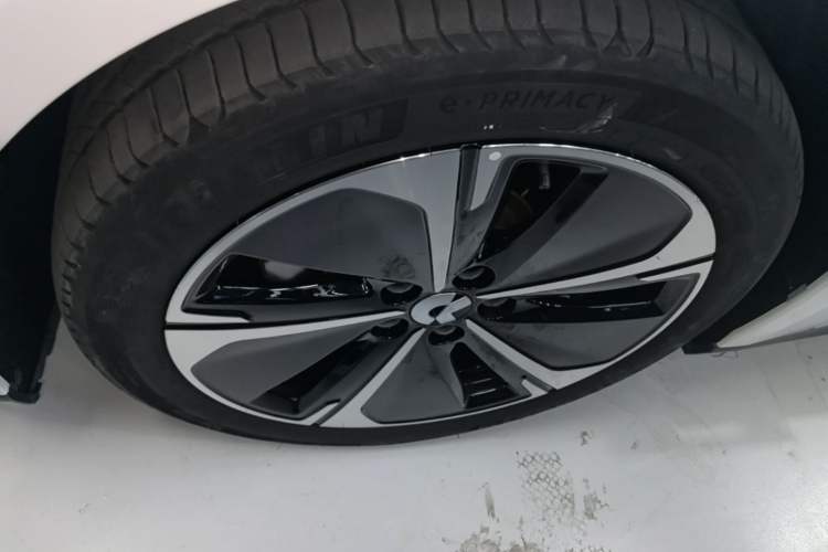 Used Nio ET5T 2024 75kWh Touring Left Front Wheel Hub