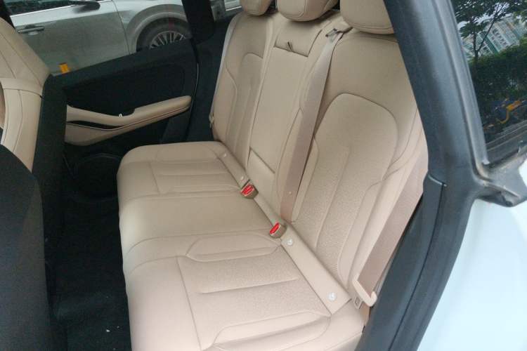 Used Nio ET5T 2024 75kWh Touring Left Rear Seat