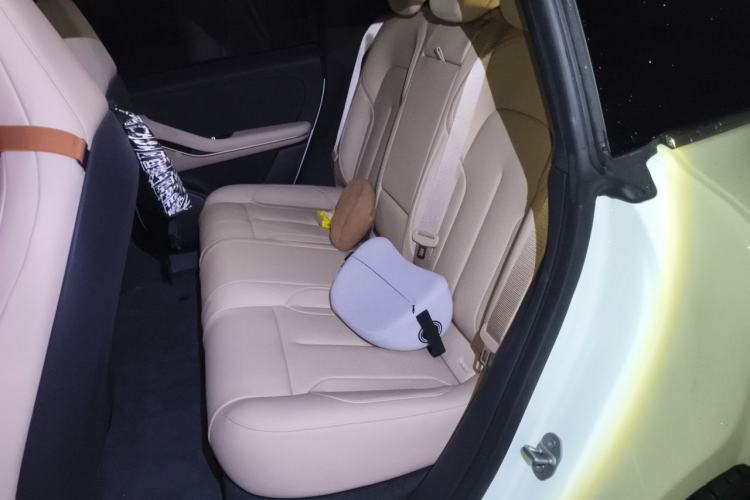 Used Nio ET5T 2024 75kWh Touring Left Rear Seat