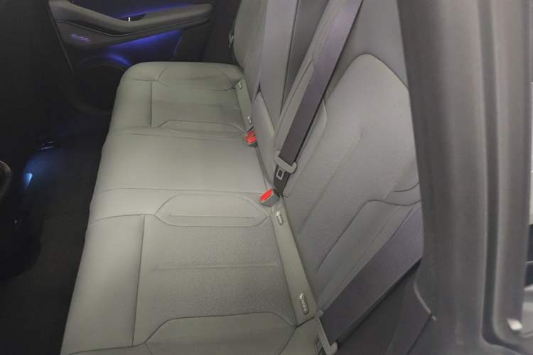 Used Nio ET5T 2024 75kWh Touring Left Rear Seat