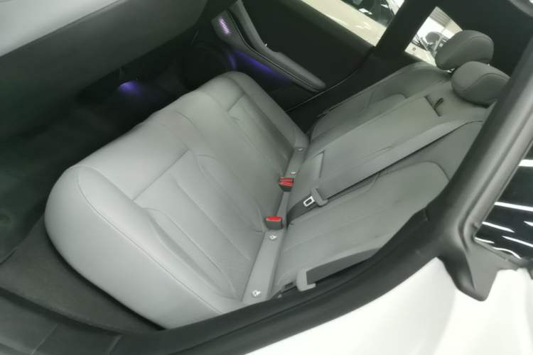 Used Nio ET5T 2024 75kWh Touring Left Rear Seat