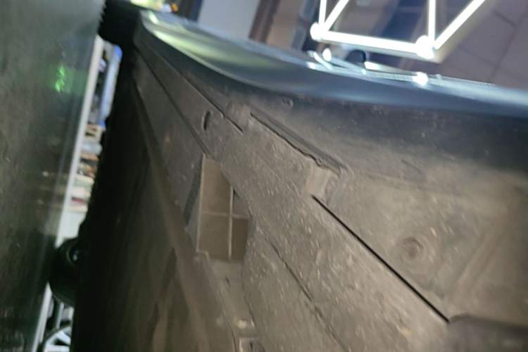Used Nio ET5T 2024 75kWh Touring Left Side Sill