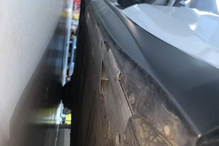 Used Nio ET5T 2024 75kWh Touring Left Side Sill