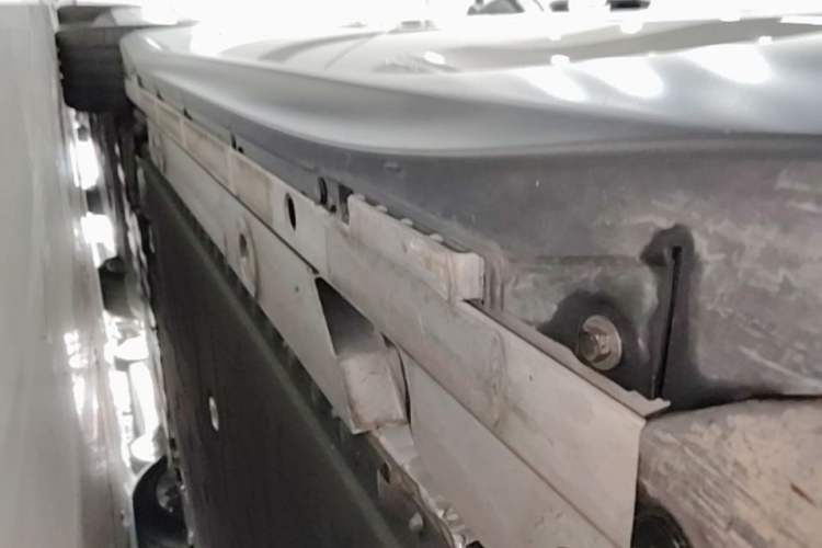 Used Nio ET5T 2024 100kWh Touring Left Side Sill