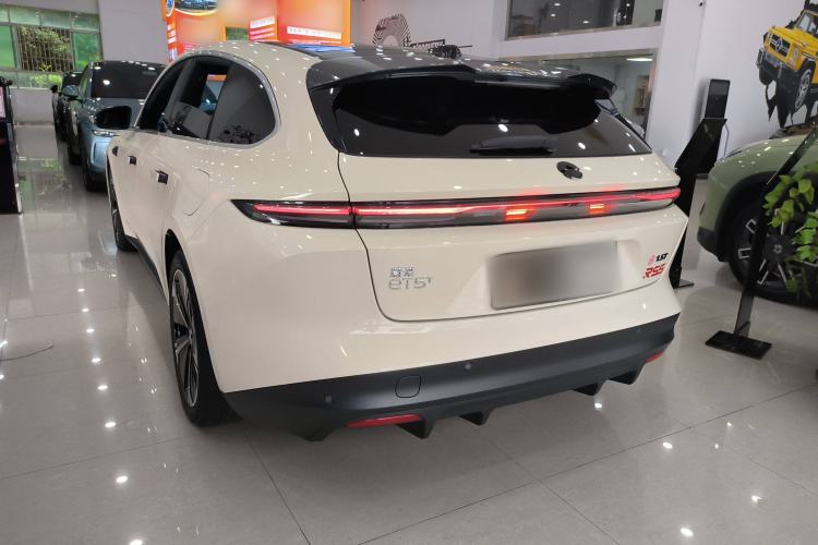 Used Nio ET5T 2024 75kWh Touring Left Side