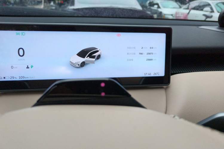 Used Nio ET5T 2024 75kWh Touring Odometer Close Up