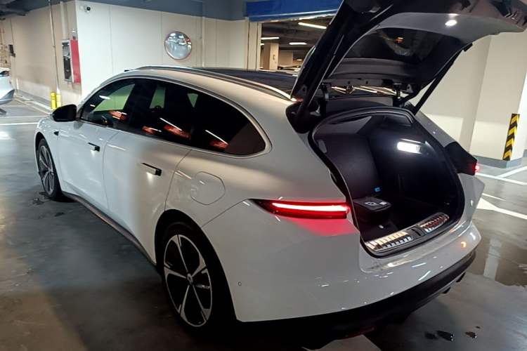 Used Nio ET5T 2024 75kWh Touring Rear Left 45 Deg