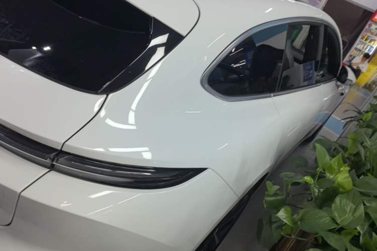 Used Nio ET5T 2024 75kWh Touring Rear Right 45 Deg