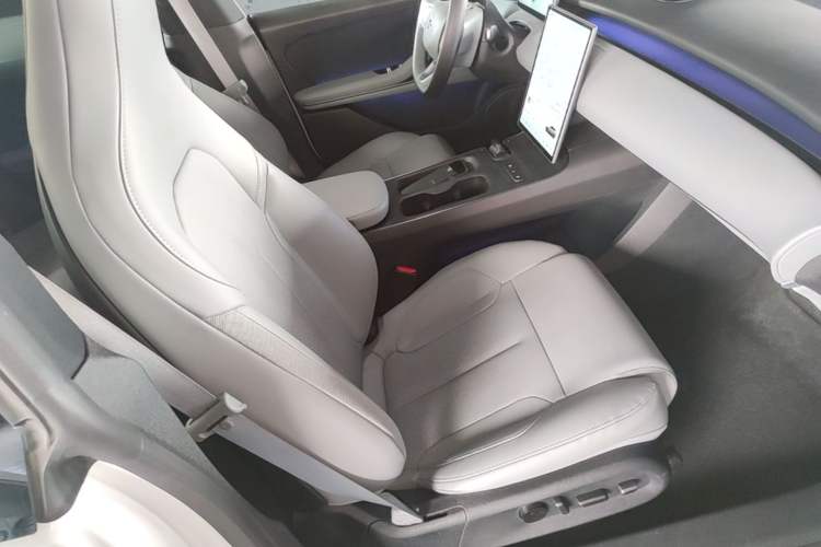 Used Nio ET5T 2024 75kWh Touring Right Front Seat