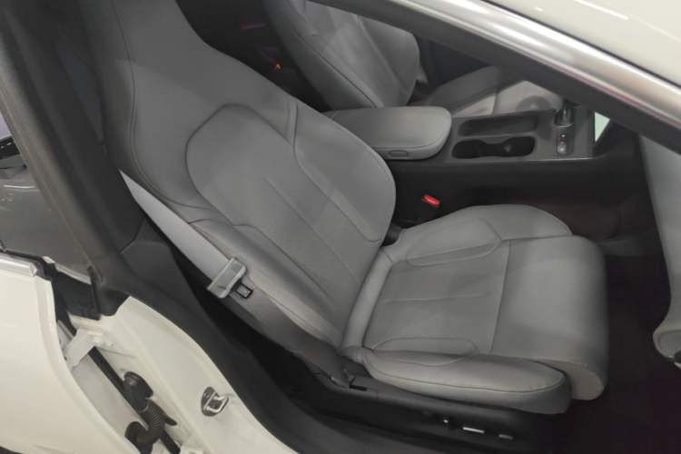 Used Nio ET5T 2024 75kWh Touring Right Front Seat