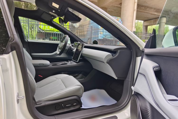 Used Nio ET5T 2024 75kWh Touring Right Front Seat