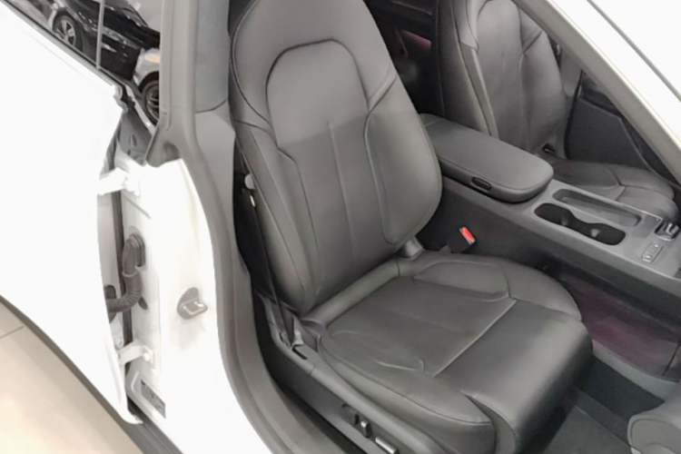 Used Nio ET5T 2024 100kWh Touring Right Front Seat