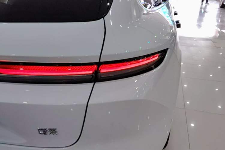 Used Nio ET5T 2024 100kWh Touring Right Rear Taillight