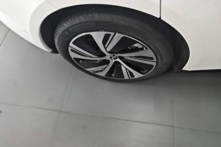Used Nio ET5T 2024 75kWh Touring Right Rear Wheel Hub