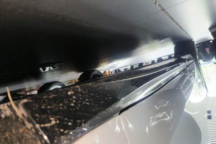 Used Nio ET5T 2024 75kWh Touring Right Side Sill